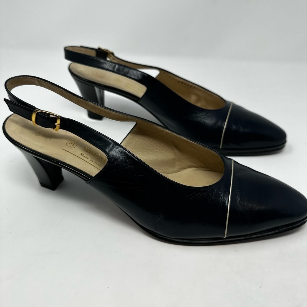 Vintage Bruno Magli for Saks Navy Leather Slingback Heels size 9 1/2 B - Picture 2 of 8